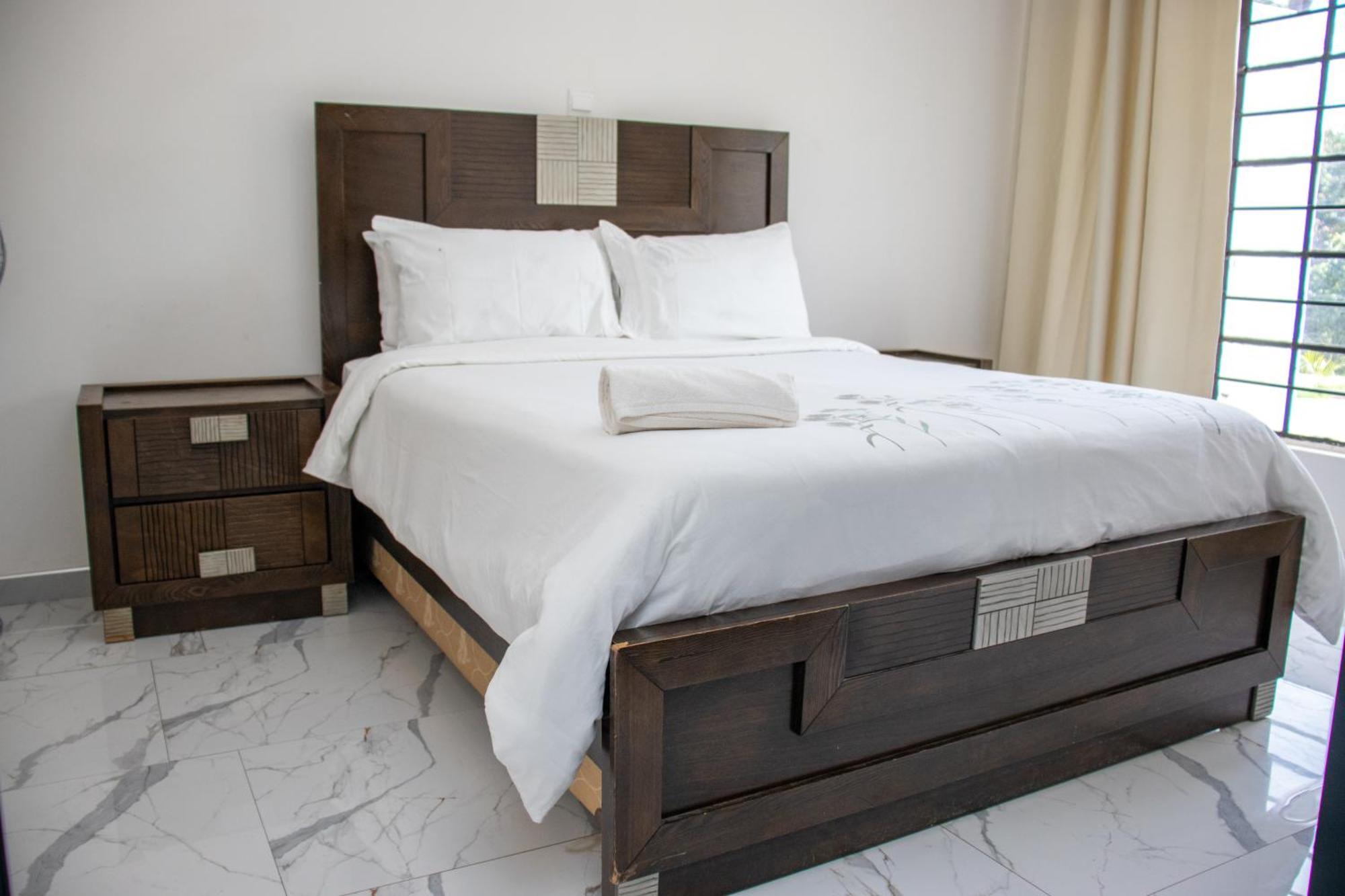 Lowin Suites-One-Bed Apartments Lusaka Exteriör bild